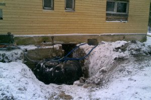 simuna koguduse reoveemahuti paigaldus.jpg